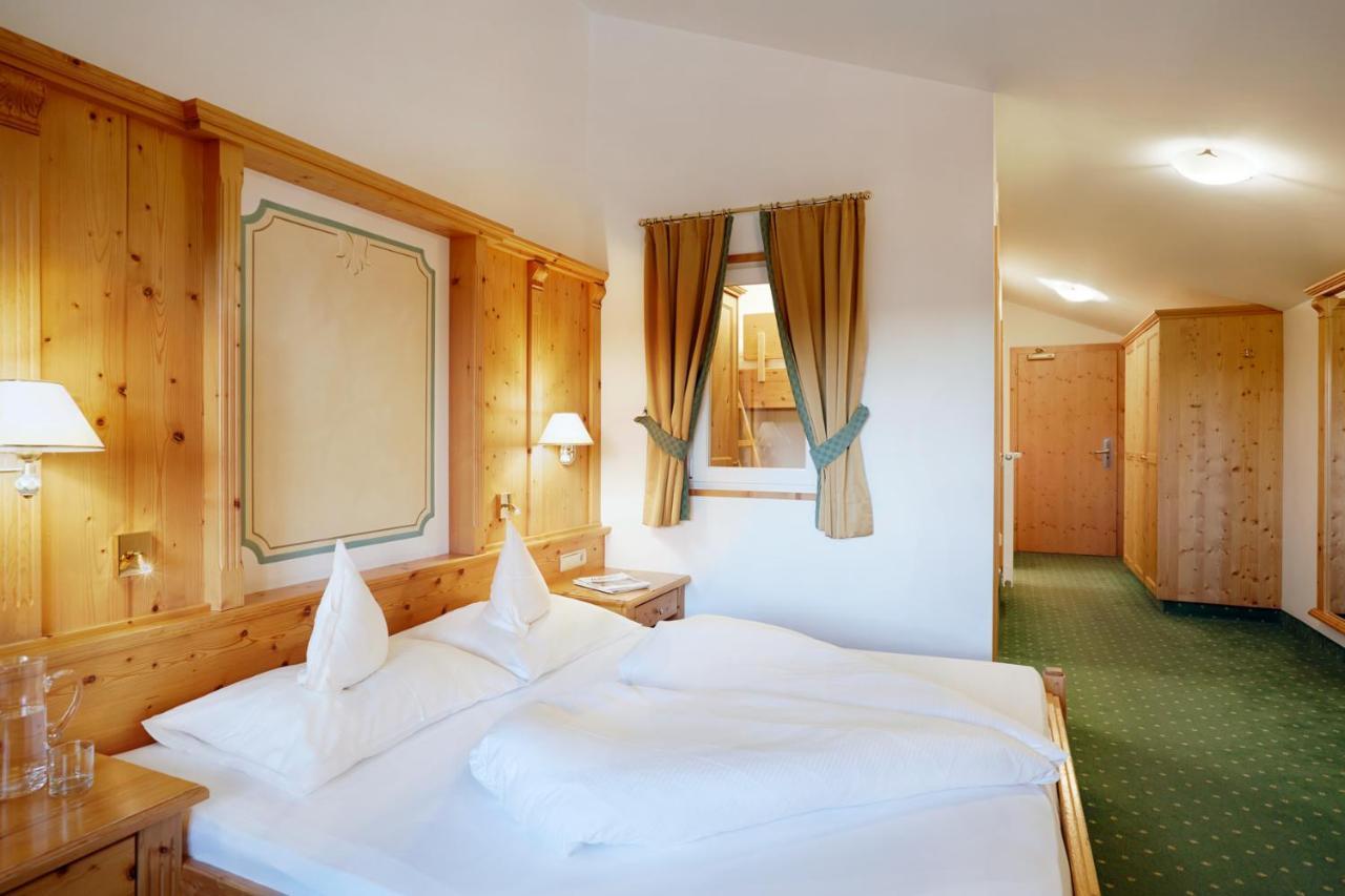 Familienhotel Maria Обереген Екстериор снимка