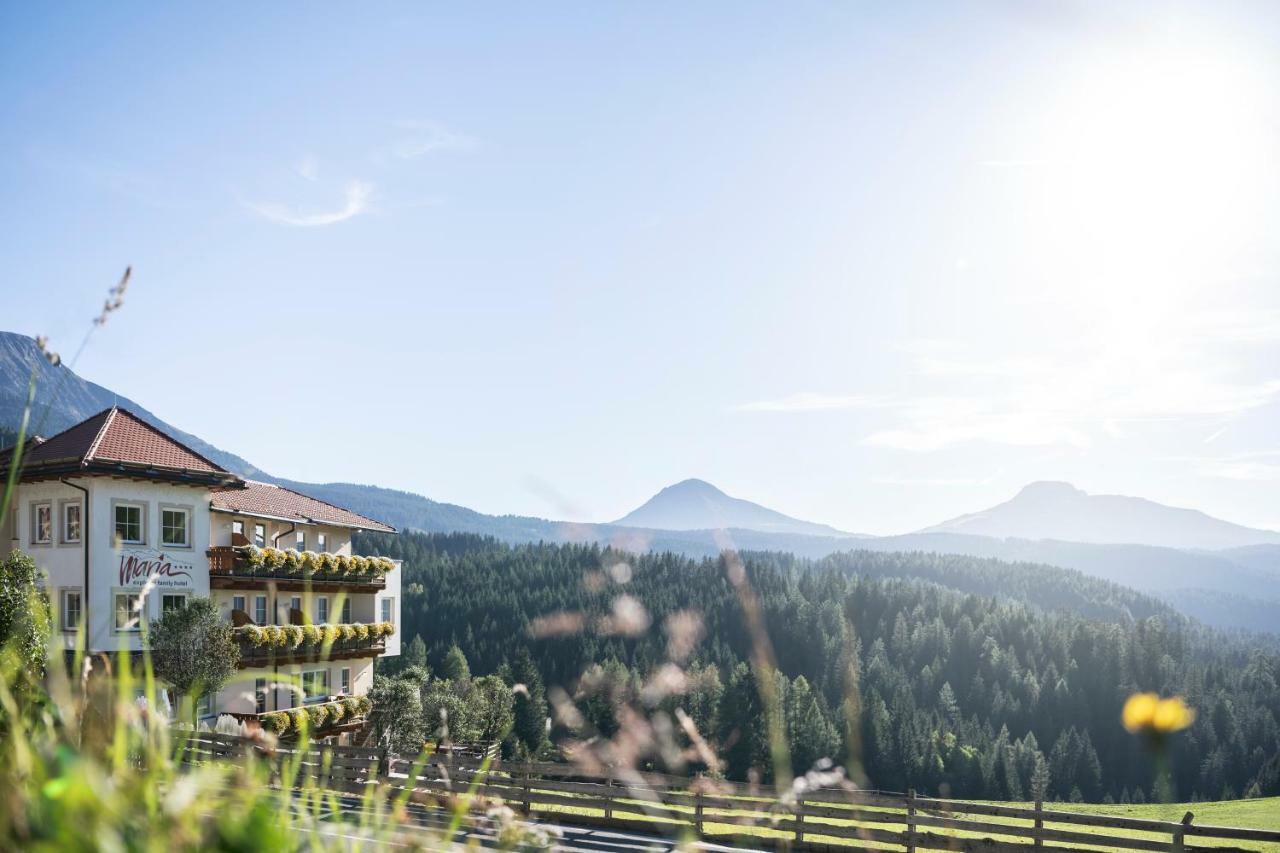 Familienhotel Maria Обереген Екстериор снимка